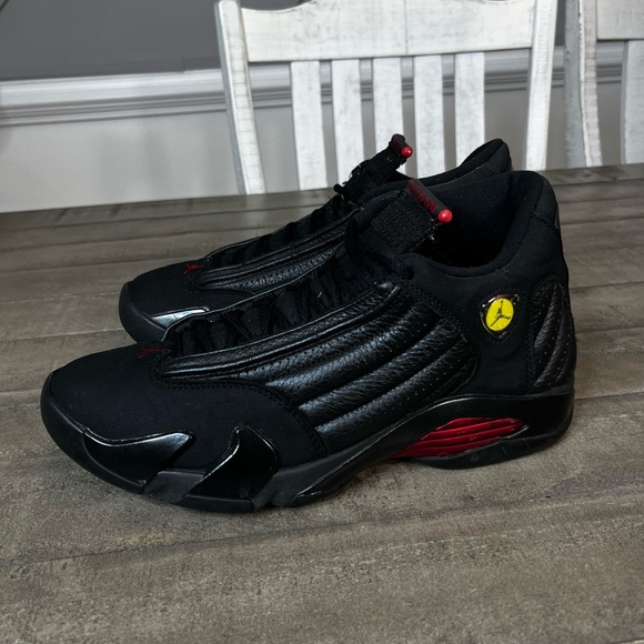 Nike Air Jordan 14 Retro 2018
Black Red "Last Shot" Size 11 - Picture 1 of 5